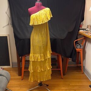 Elegant Yellow One Shoulder Dress